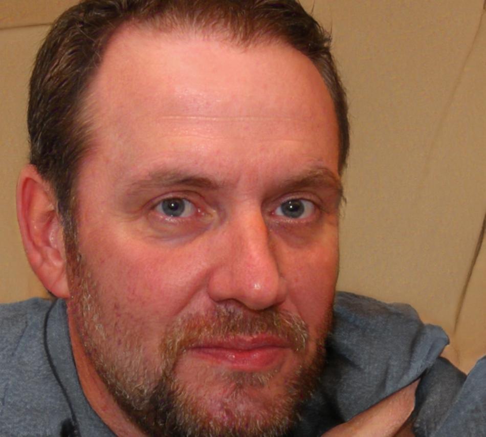 Portret Bartłomieja Kowalczyka, eksperta w zarządzaniu przypadkiem